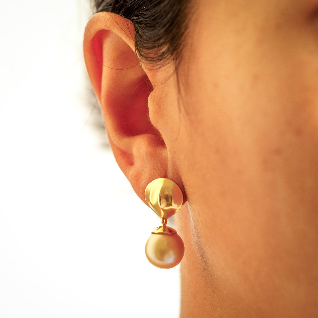 Champagne Shells Earrings